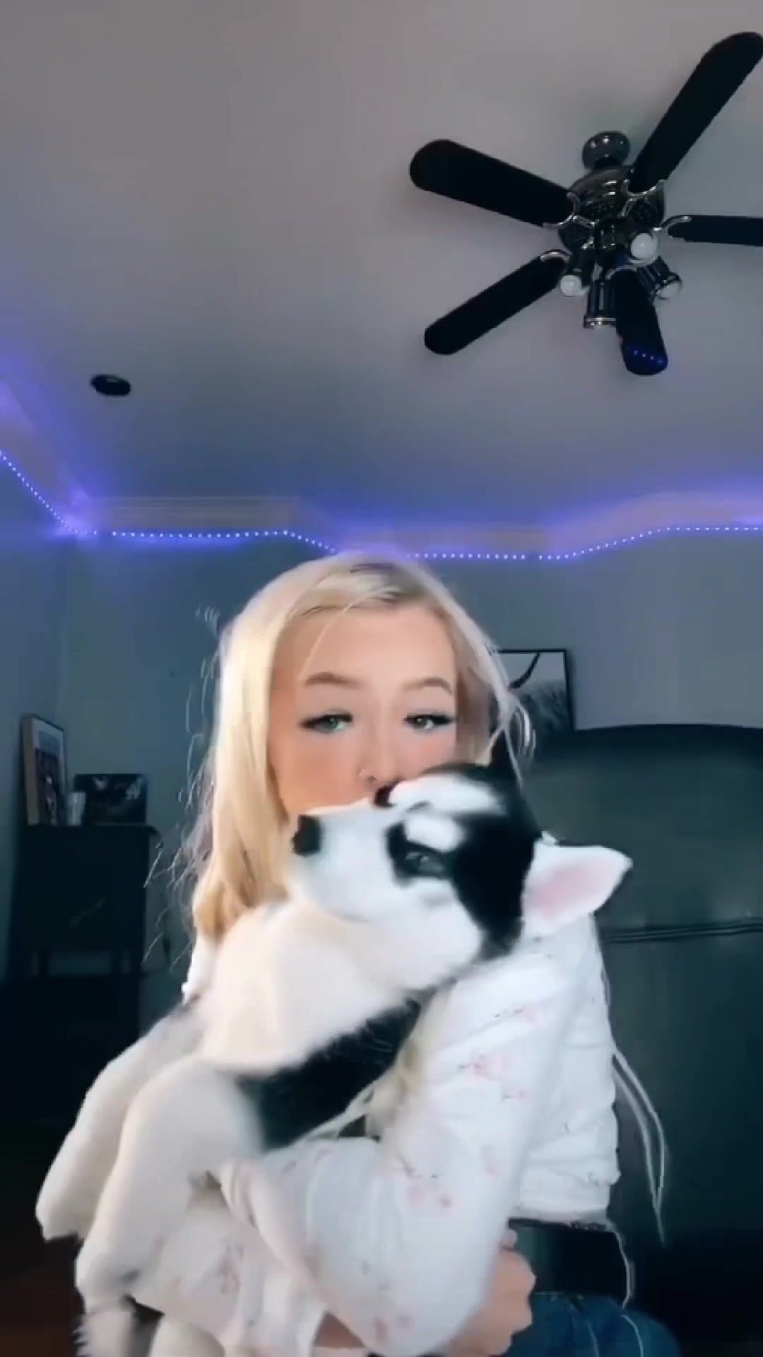 @LoveZoe💝