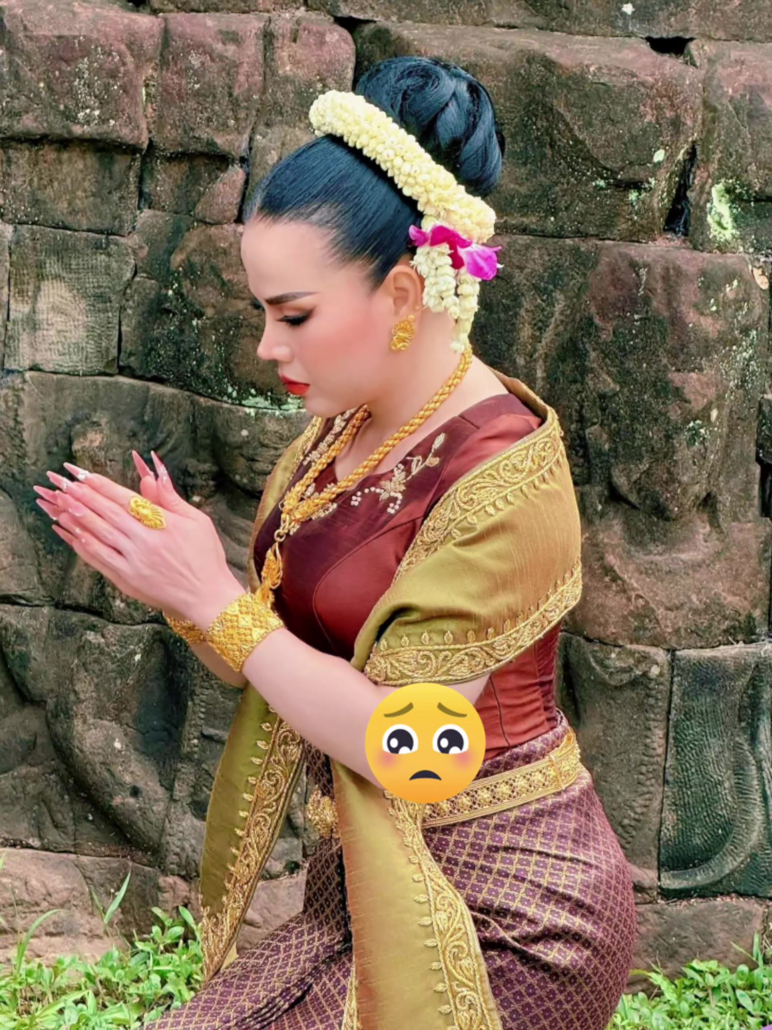@Him somphrs (Mak oun son )