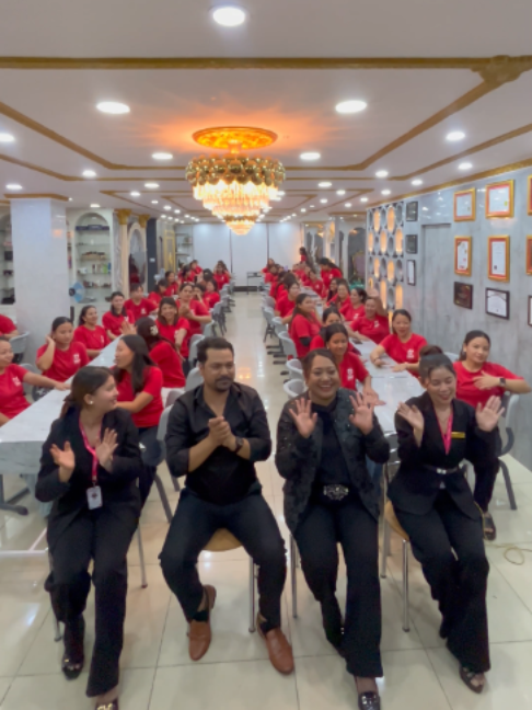 @ZOOM BEAUTY ACADEMY