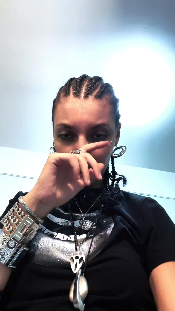 @Raven.in2