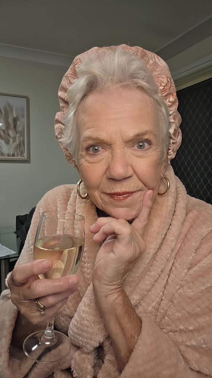 @grooveynannygranny