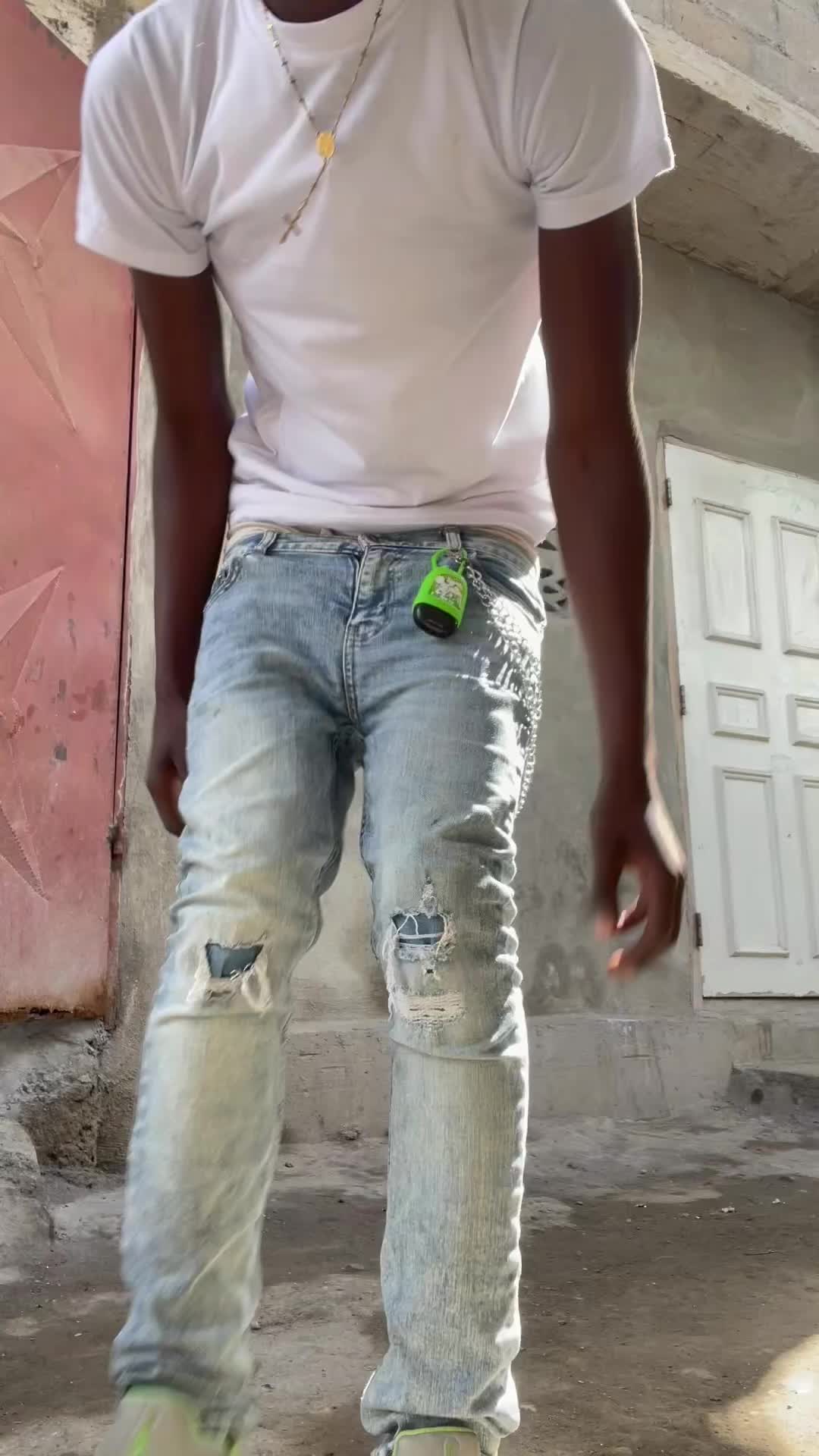 @Tenge Haïti๐ญ๐น๐ฌ๐ณ๐ฌ๐ญ๐ฌ๐ซ