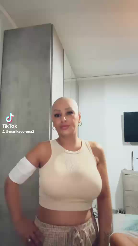 @minamarcoricci