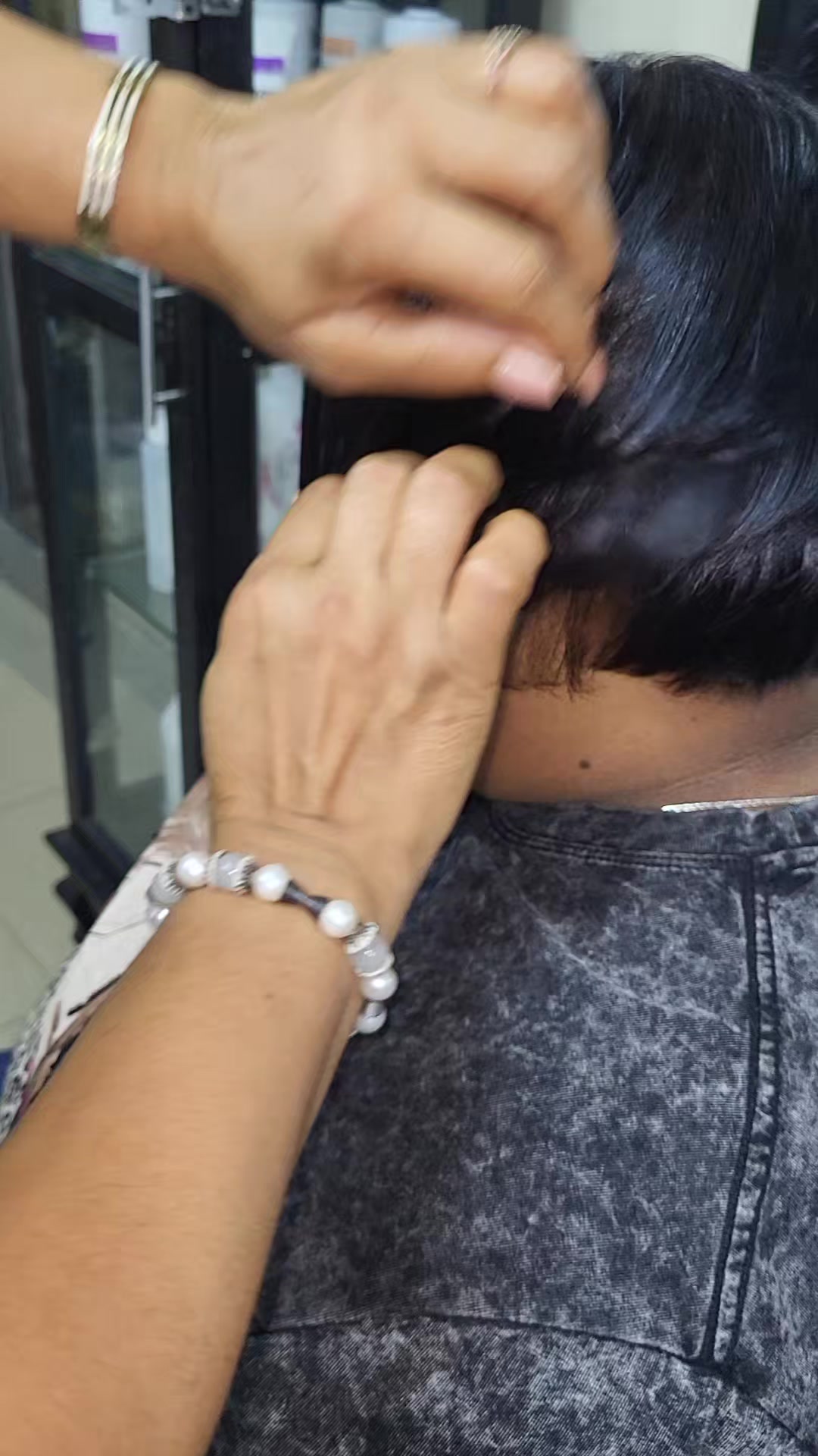 @The Yesit salon