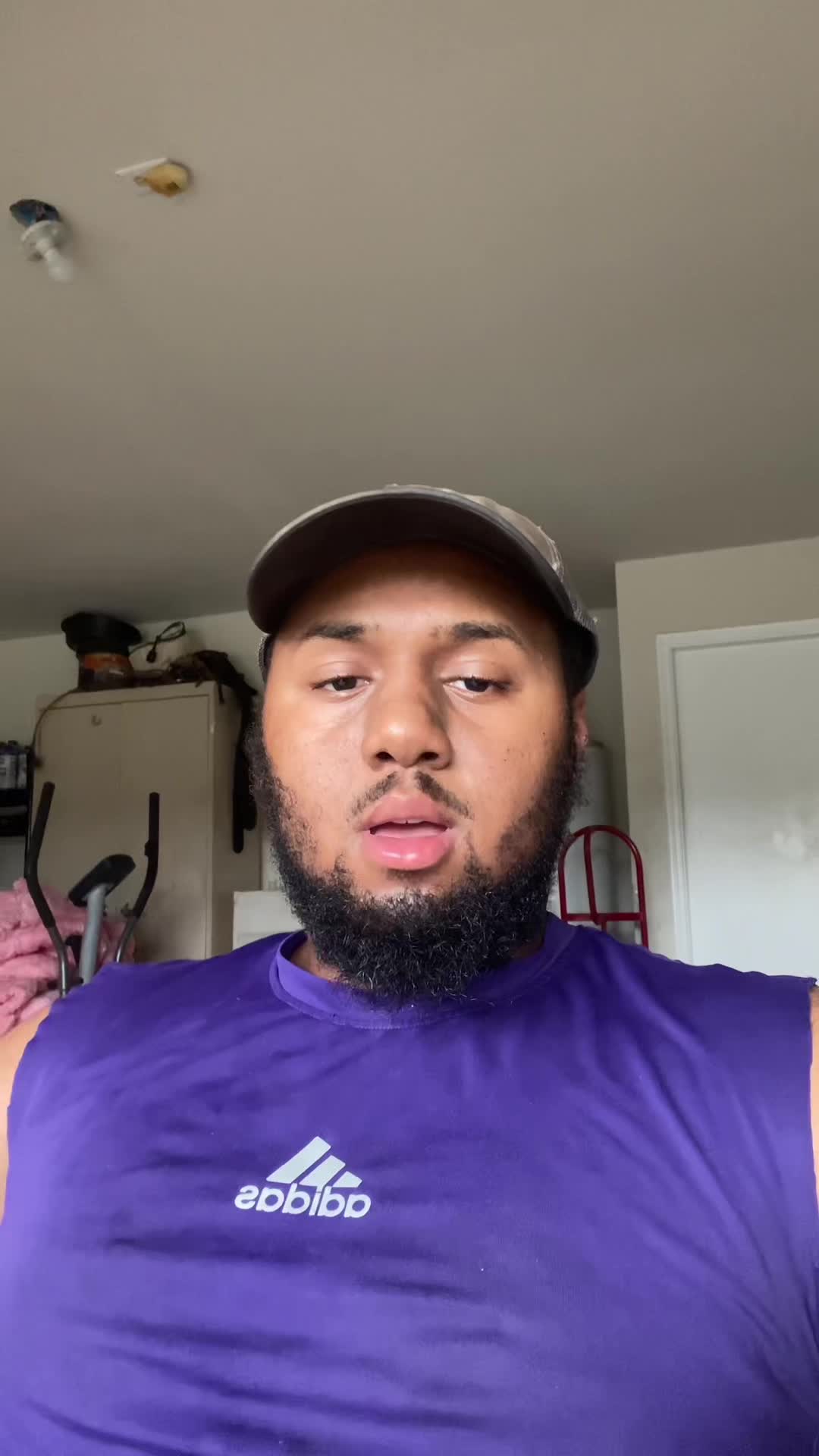 @cowboynick_