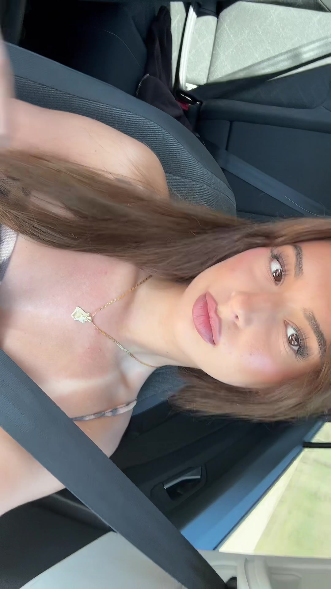 @𝑀🌺