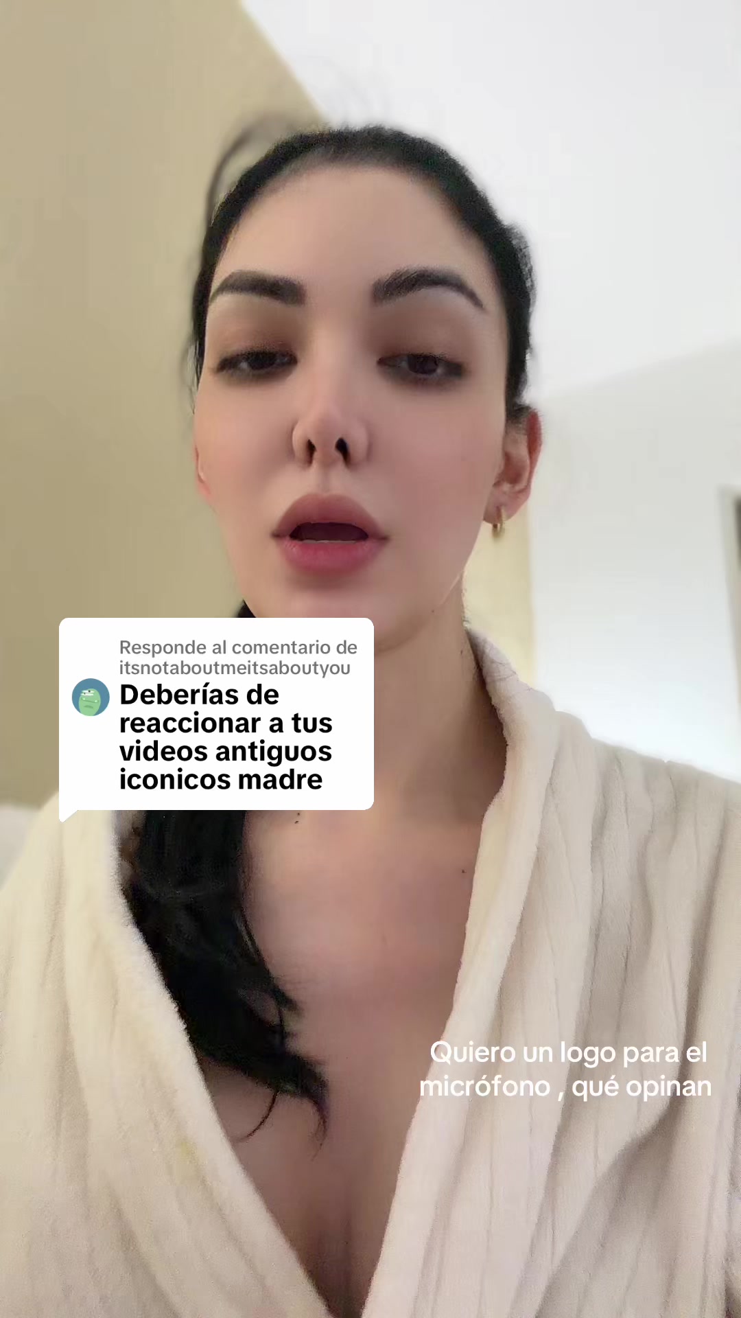 @Renata Altamirano