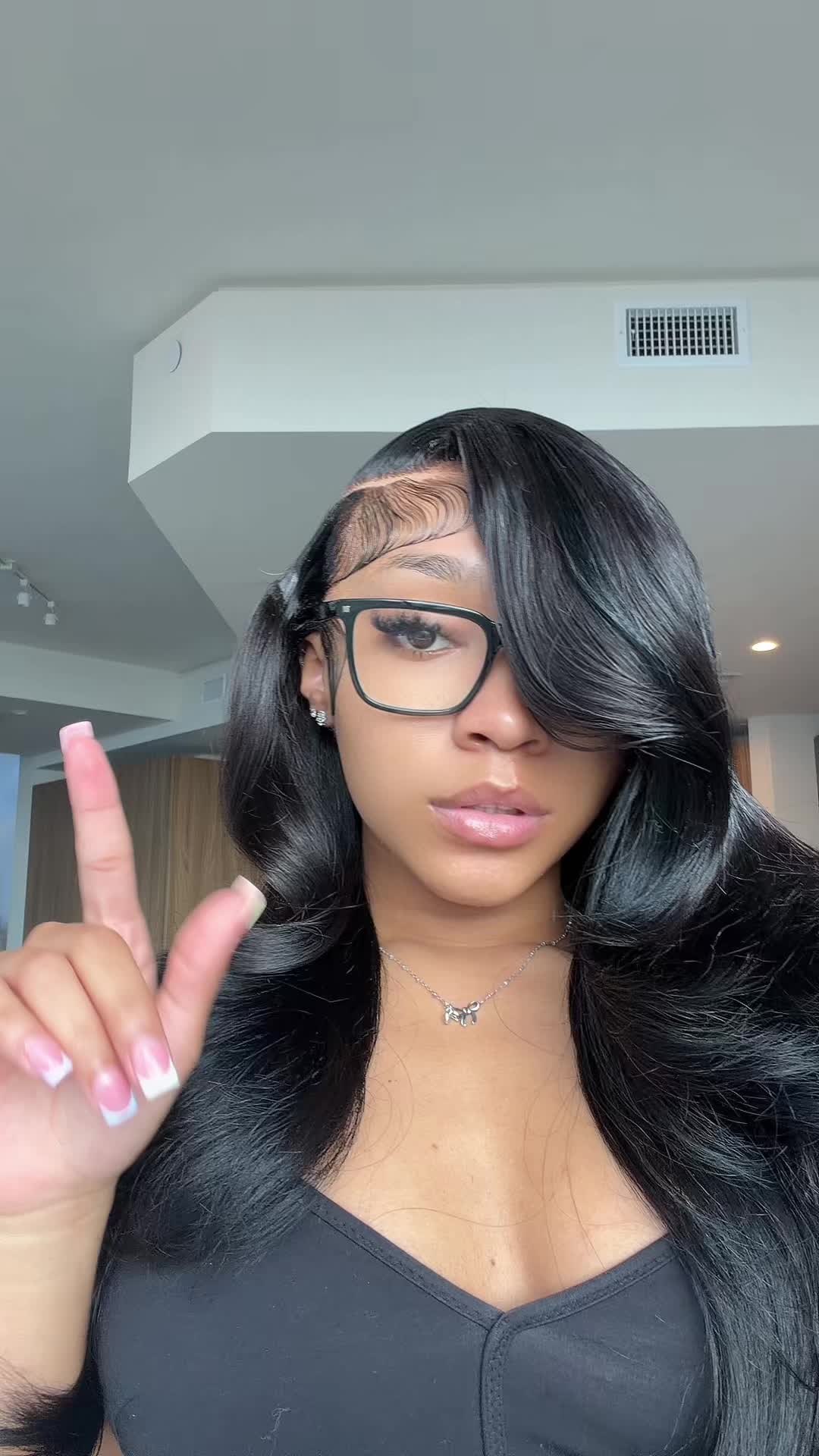 @nicolewayss