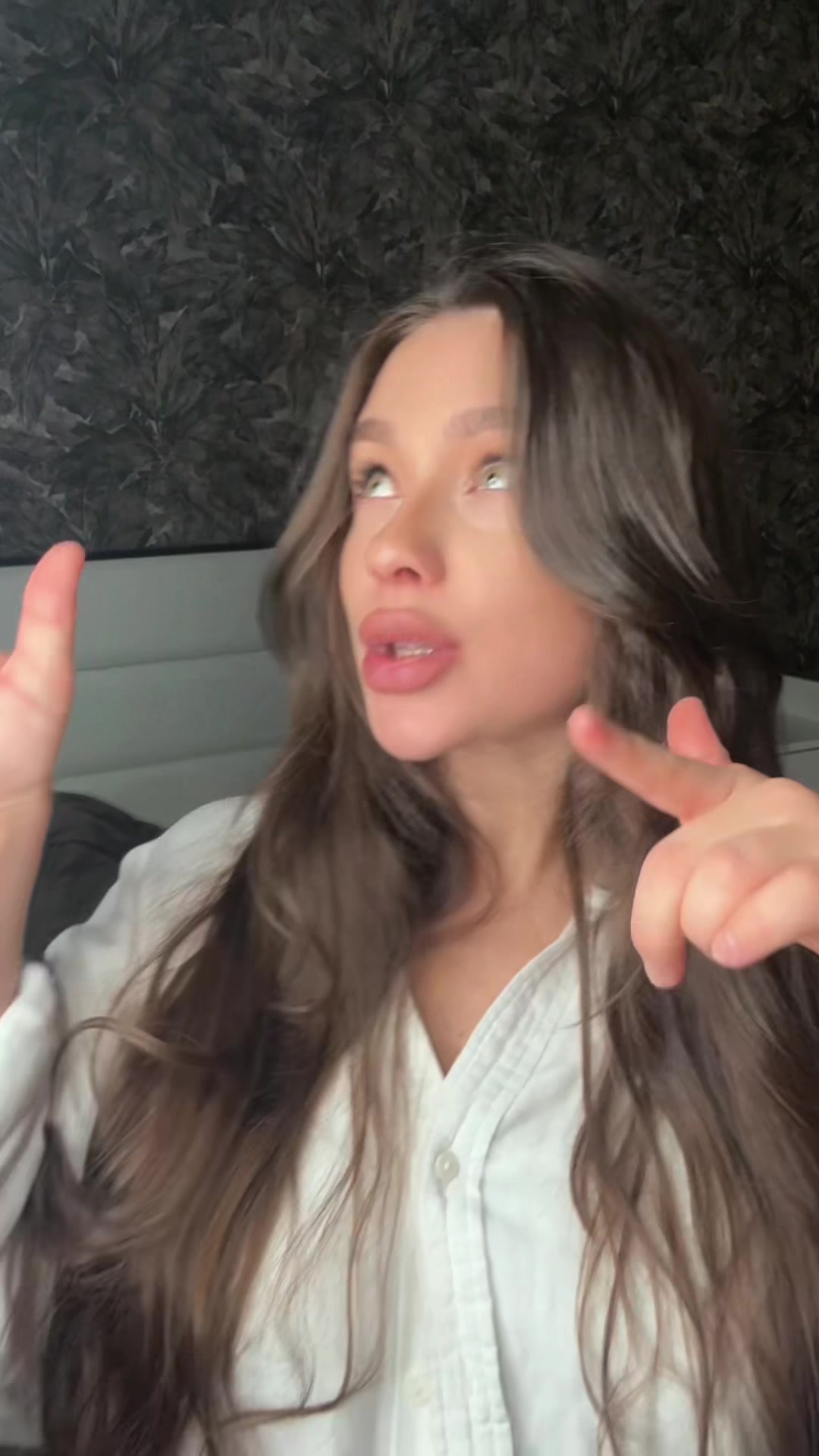 @Vi