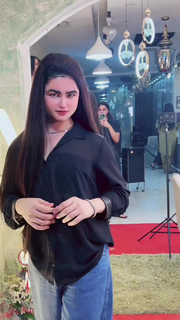 @ZARAK KHAN🌺🙈✨