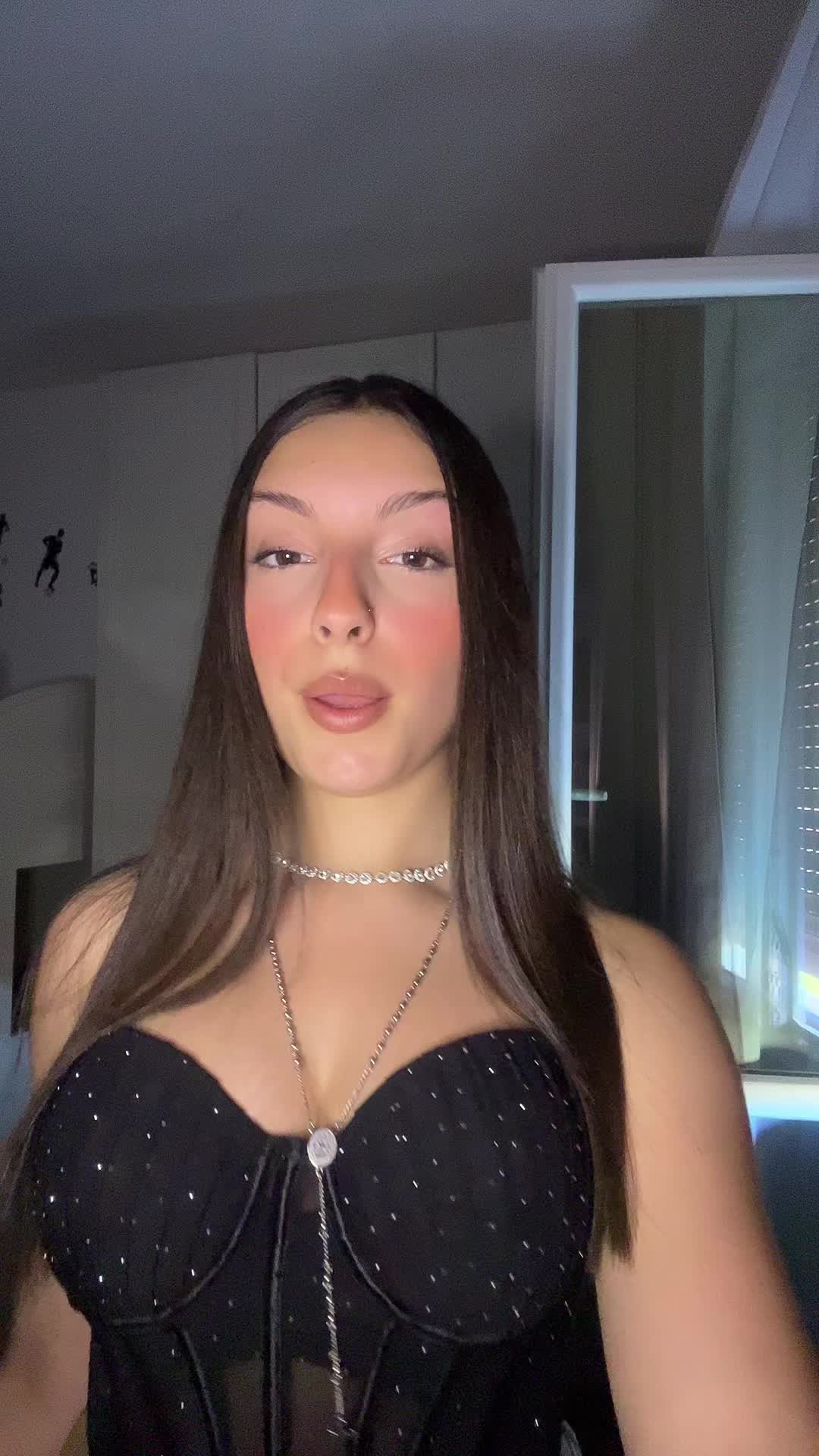 @𝓡 𝓸 𝓼 𝔂 👸🏻
