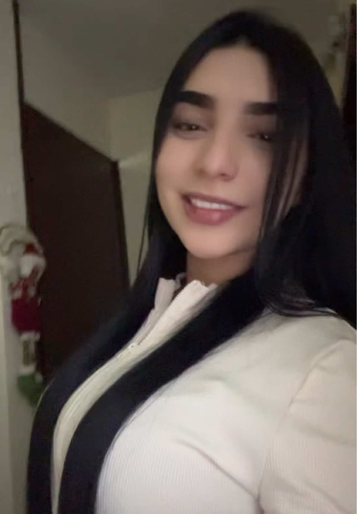 @𝓜𝓲𝓬𝓱𝓮𝓵𝓵𝓮