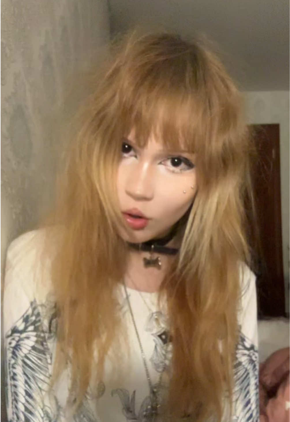 @мила