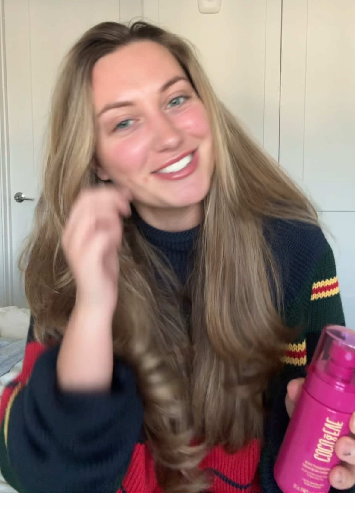 @_sydneymorann