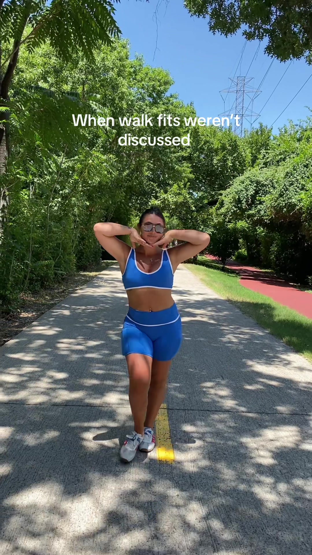 @daphnefitz