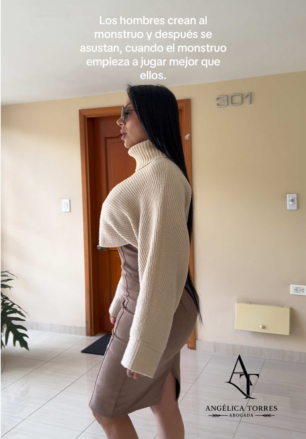 @Abogada Angélica Torres