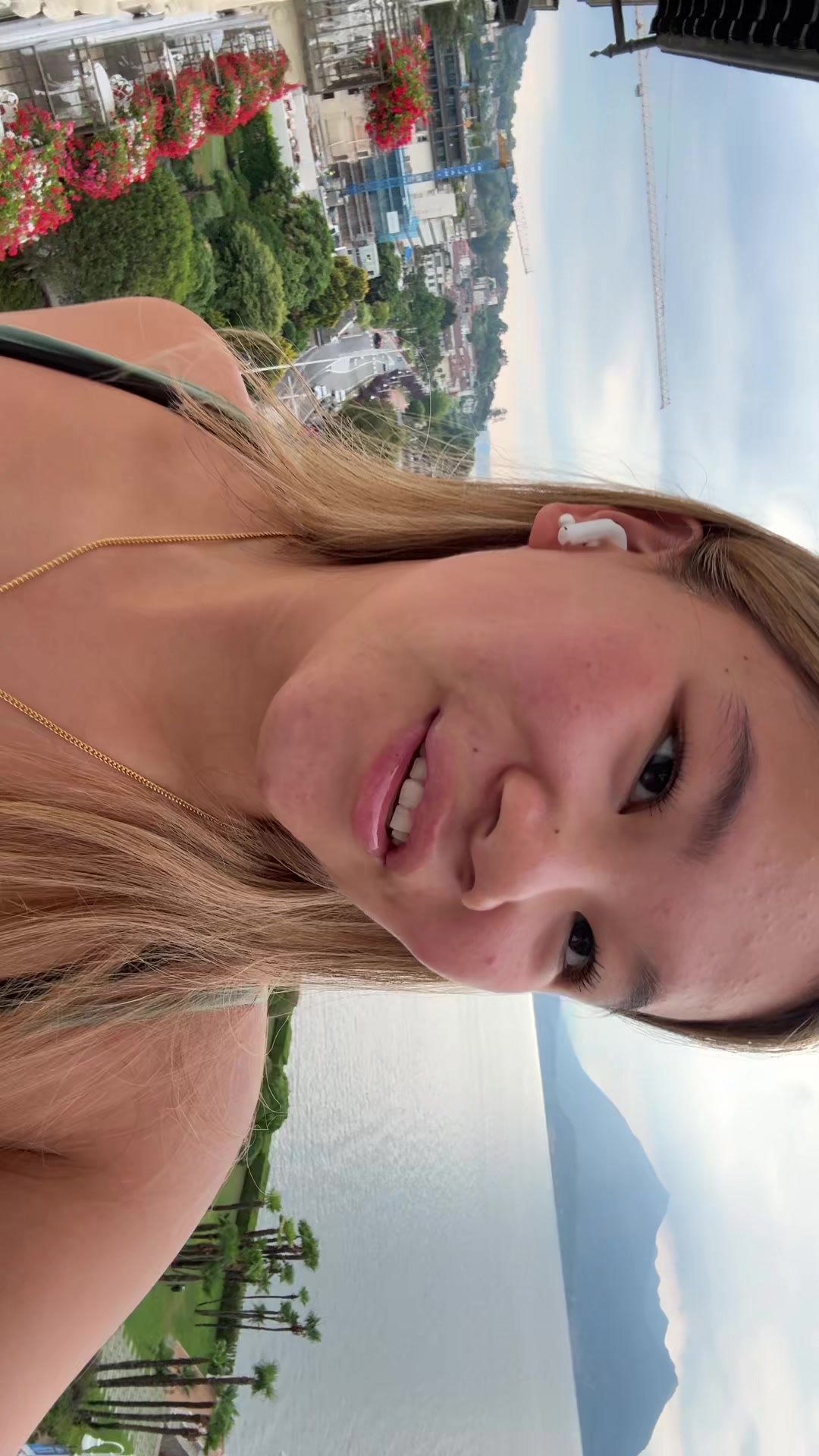 @lily