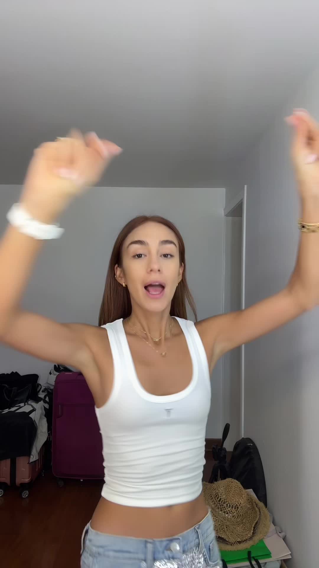 @Luana