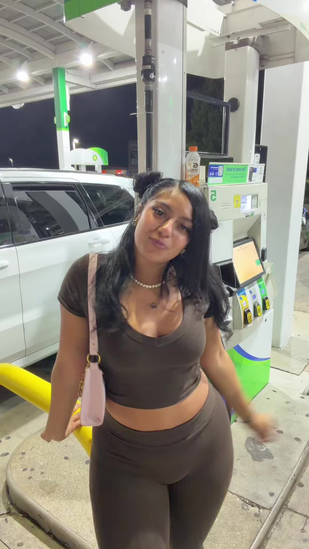 @lili2legit