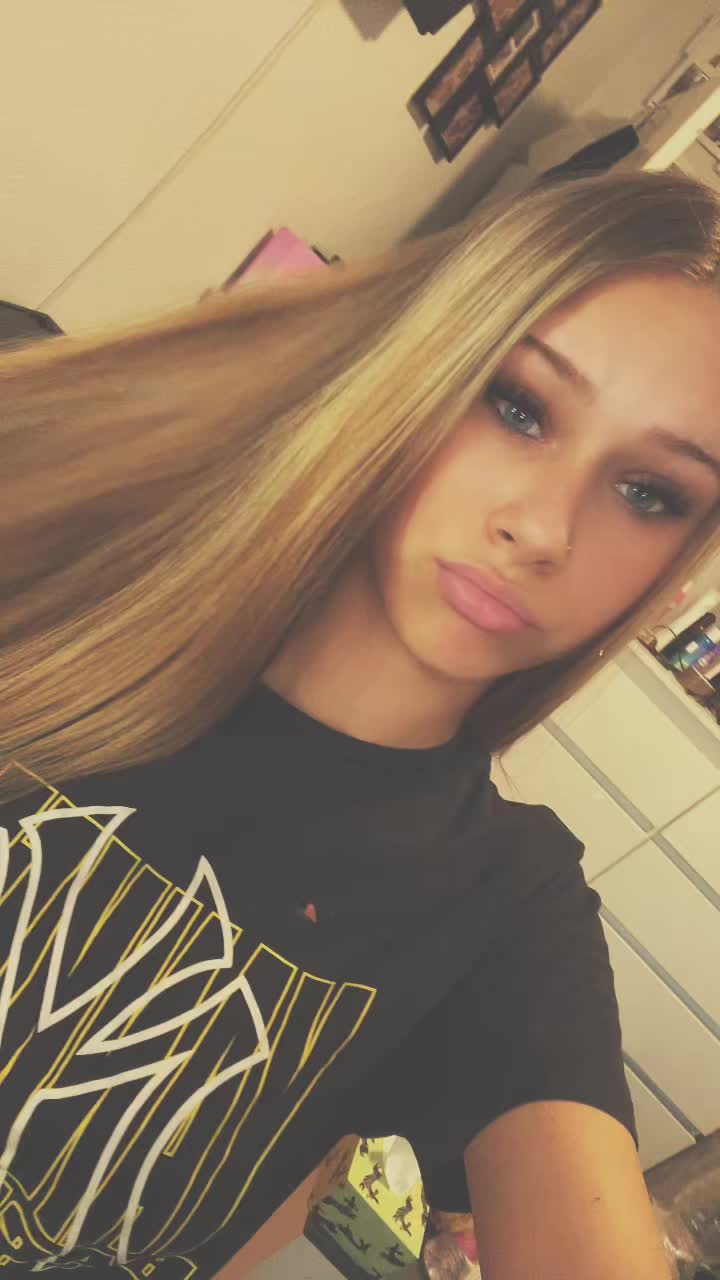 @𝒢𝓊𝓁𝒾𝒶 🖤
