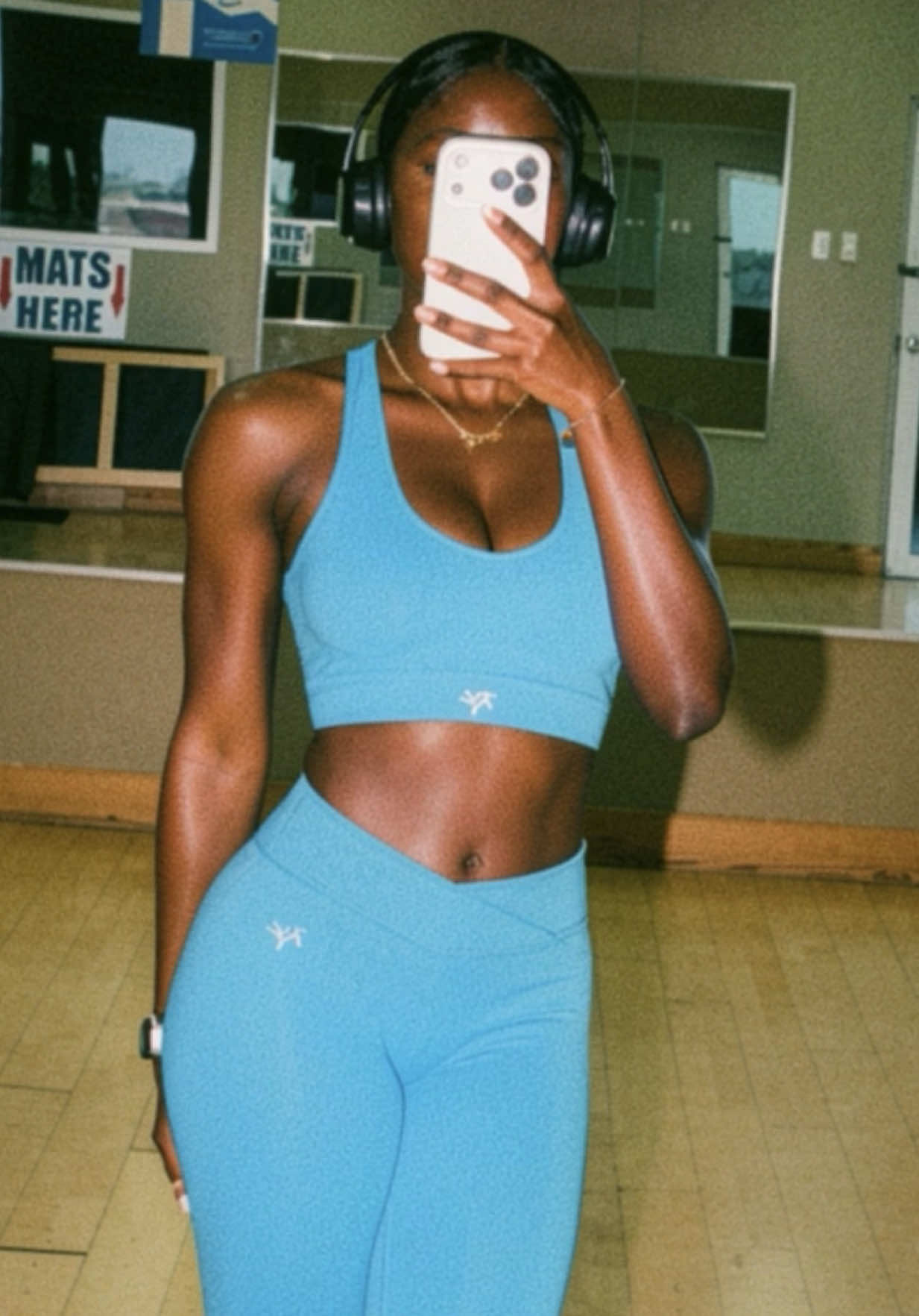 @Toni B || Content Creator 💕