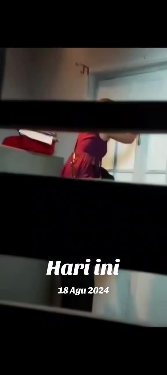 @Riaaa__