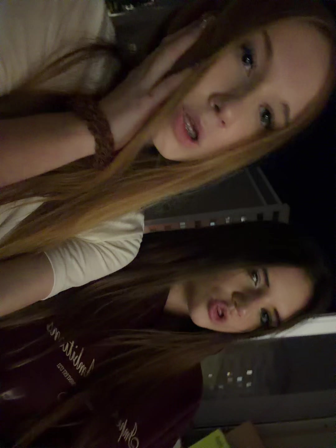 @клубничная