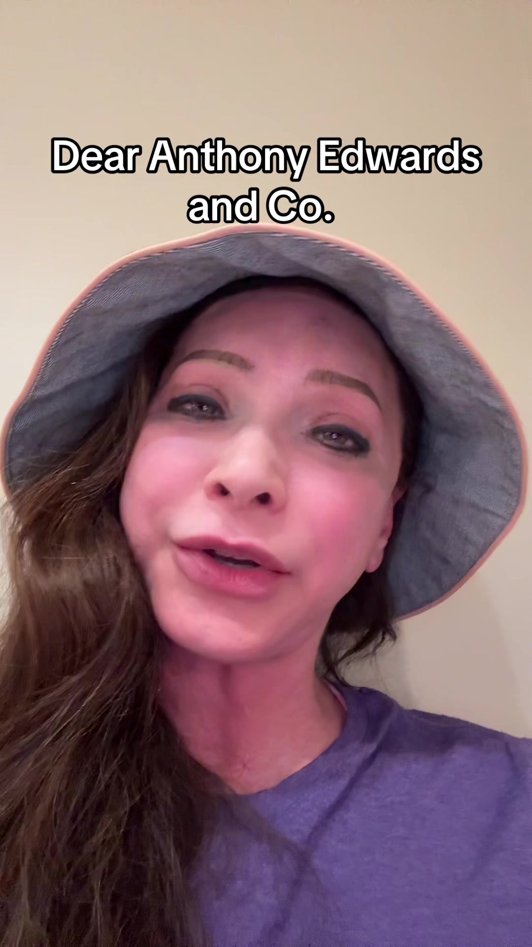 @bessieknowsball