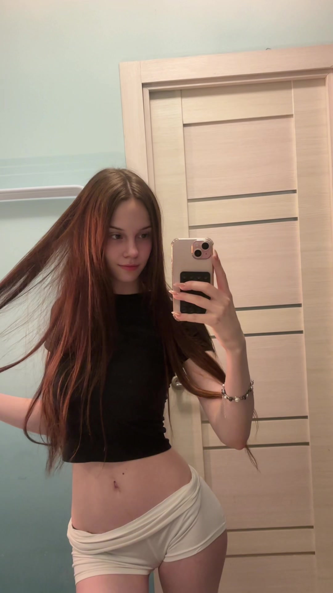 @nikaswiftik
