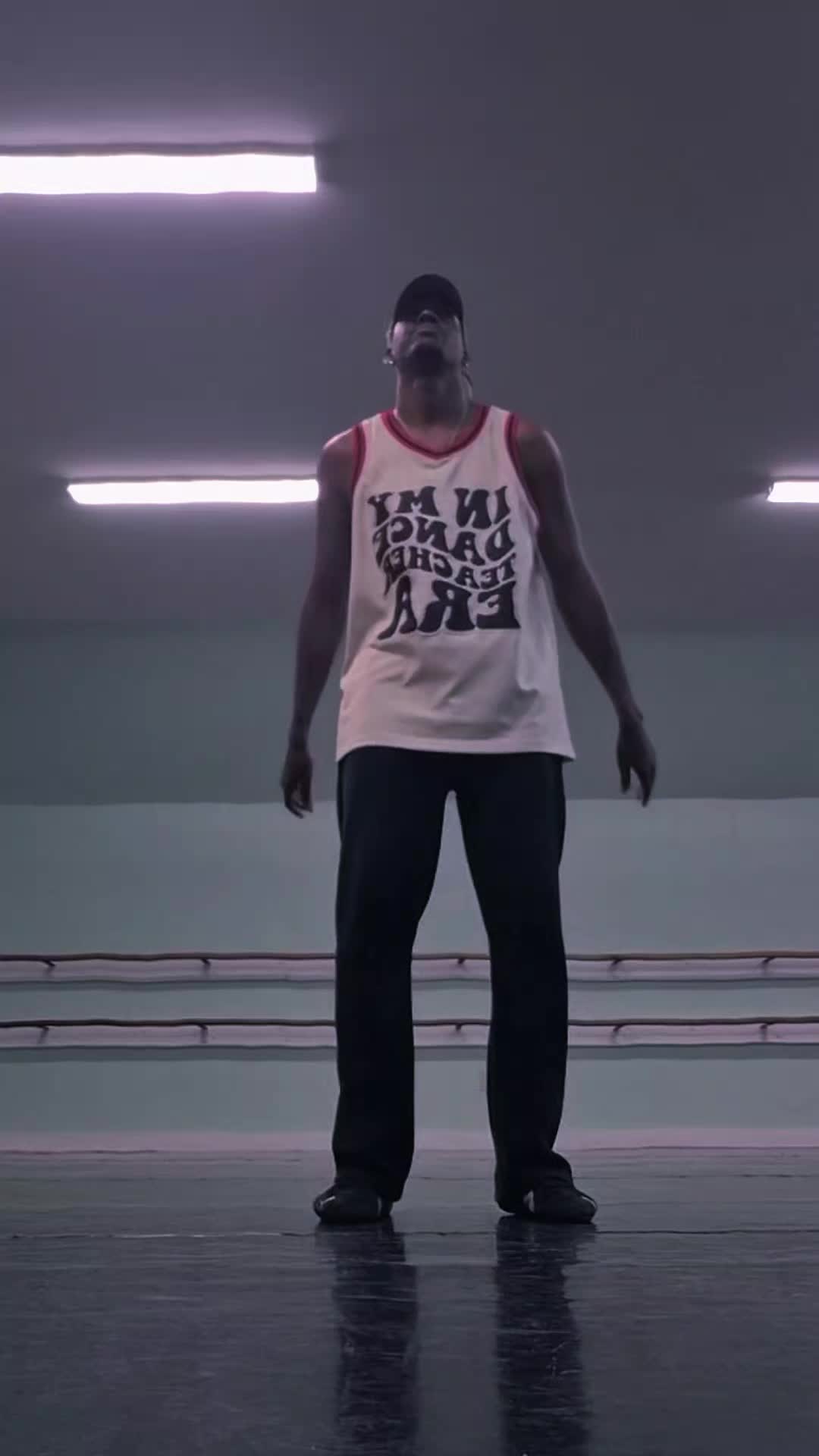 @Dancemachine