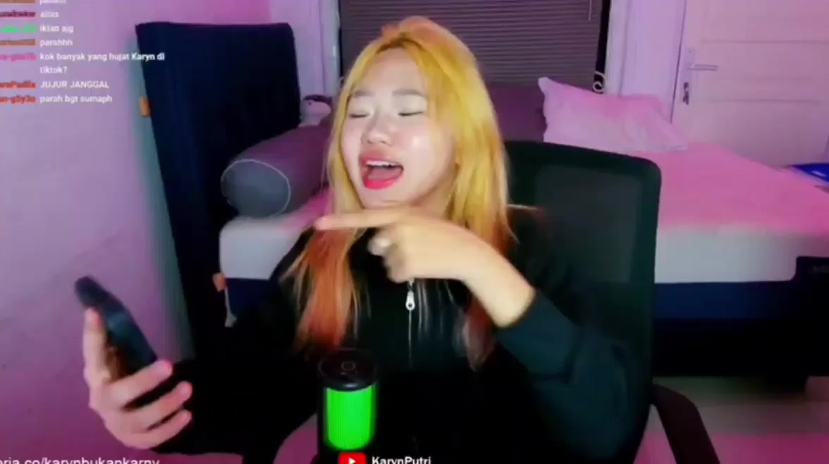 @nela