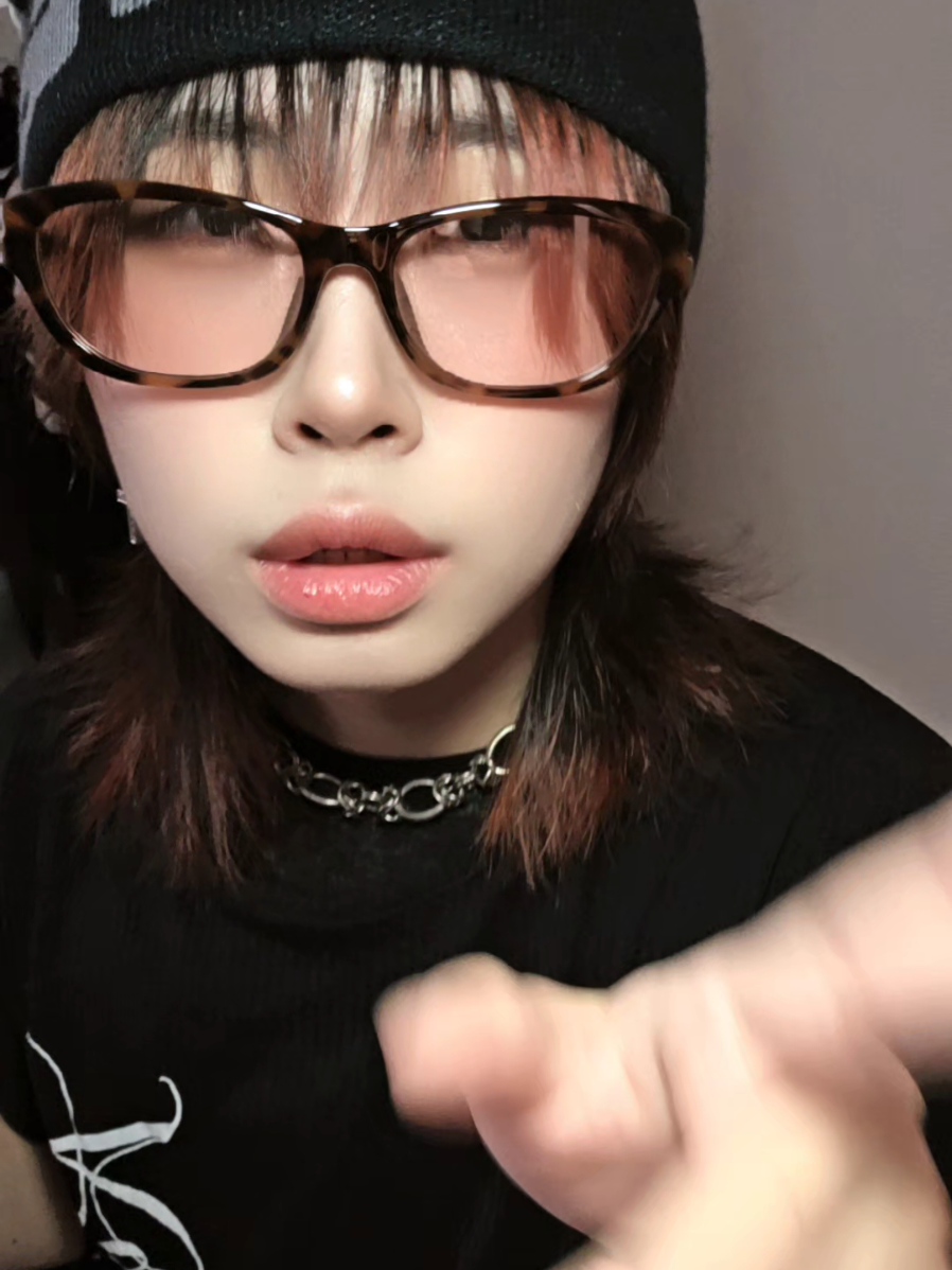 @クロウウウウ