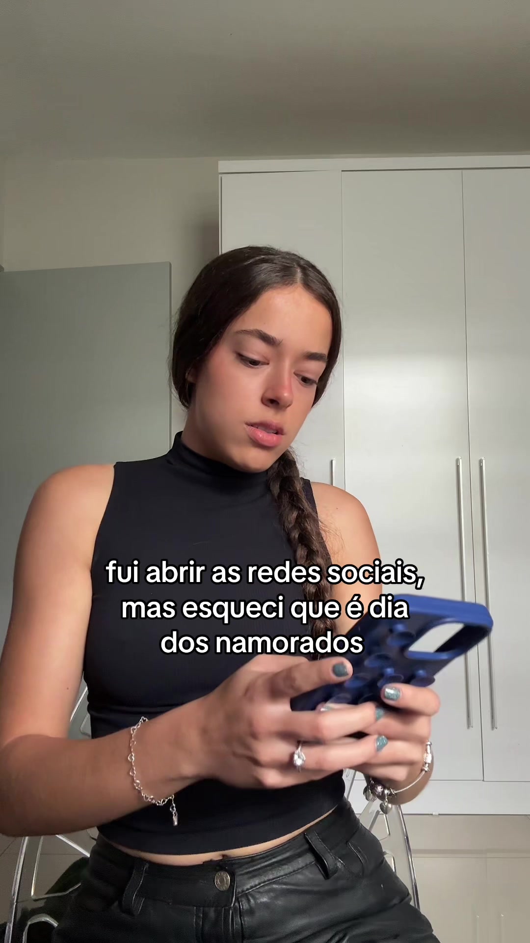 @Julia Andrade
