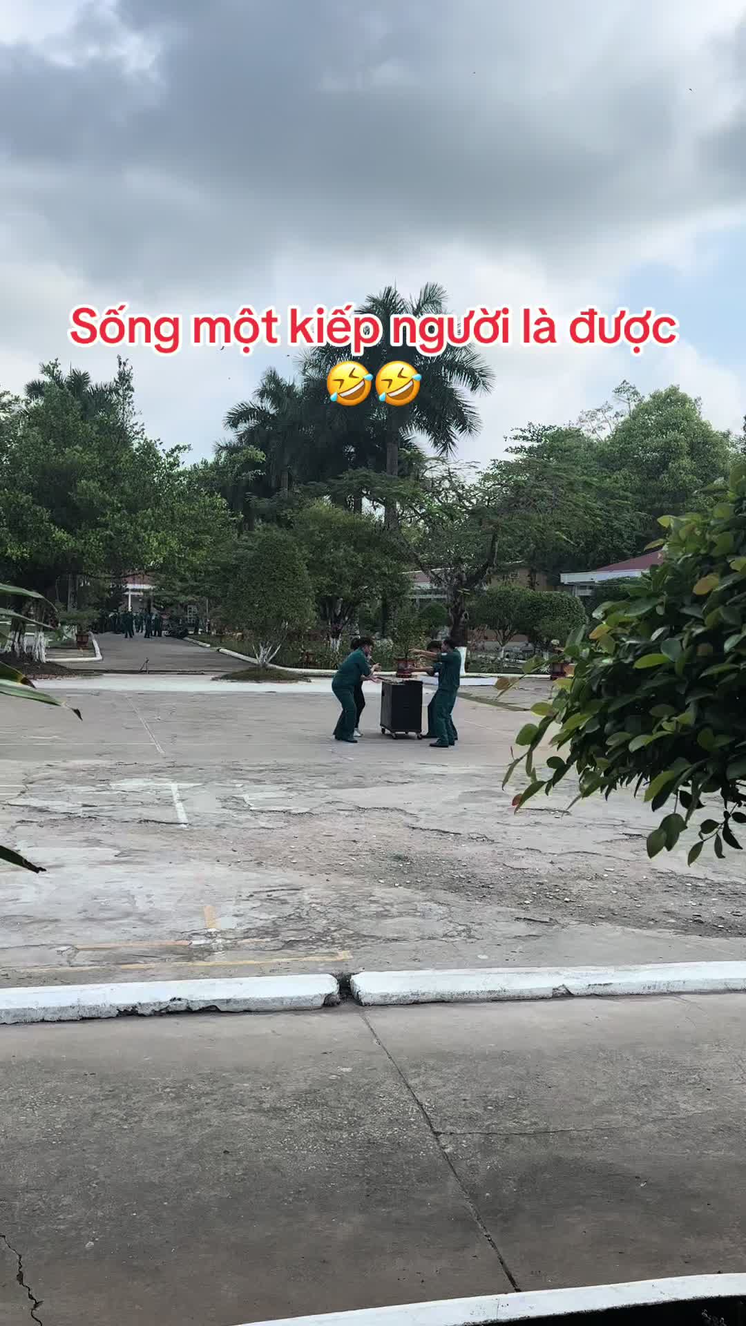 @HẢI