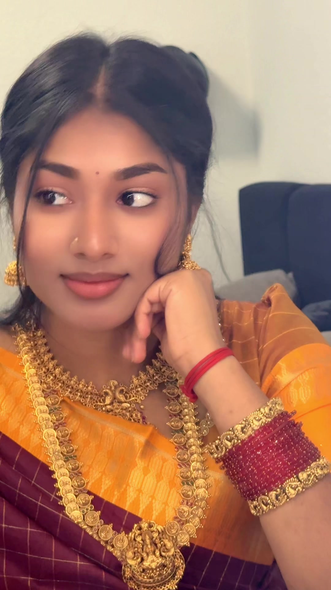 @sanuja(^•.•^)