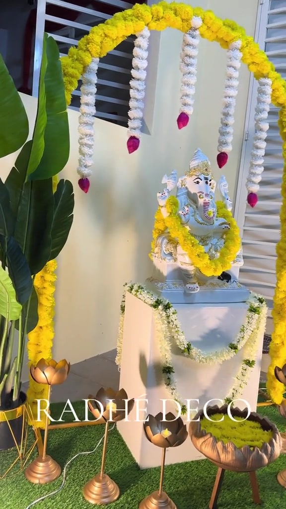 @RADHE DECO