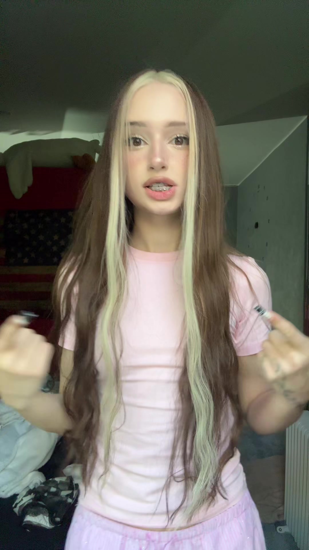@Пчела