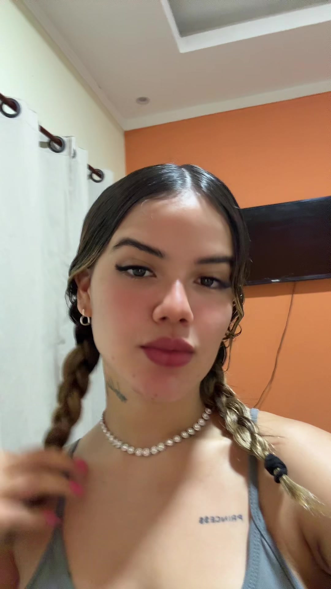 @Yandra Costa