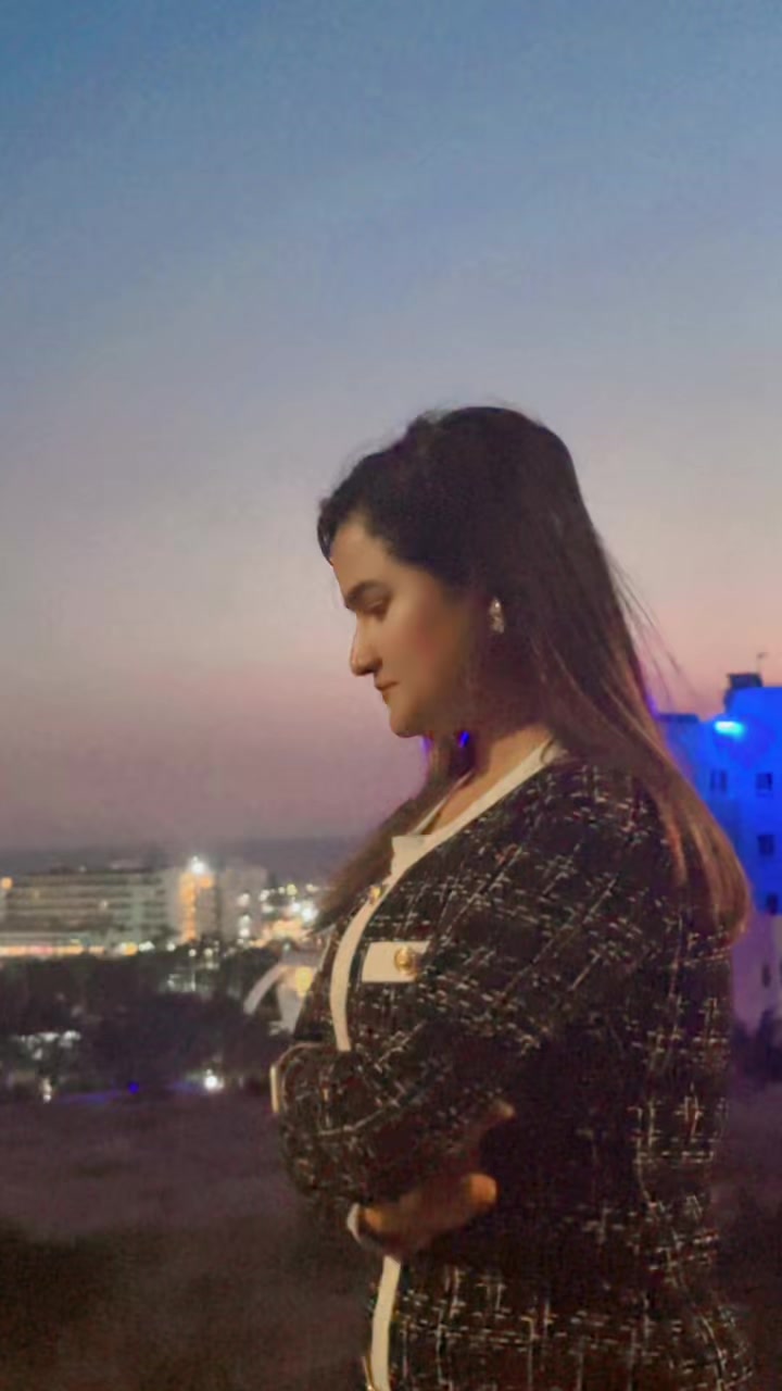 @simran👩🏻🦰