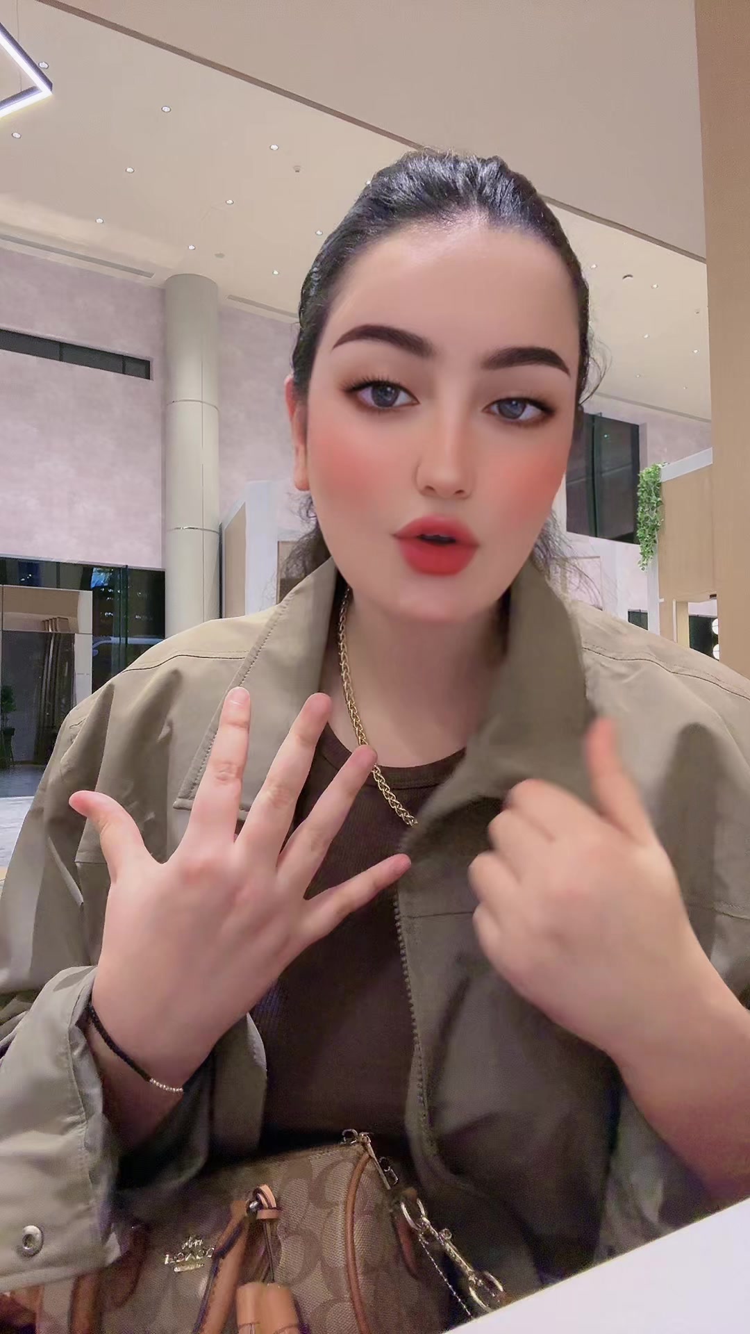 @الأنيقة 🤵🏼&zwj;♀️