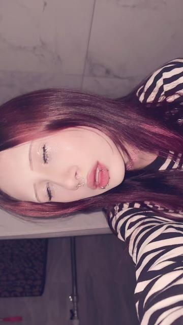 @мелана💫