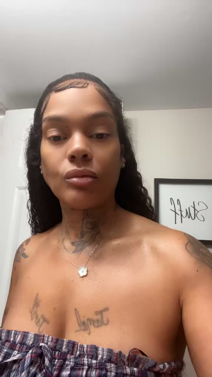 @Charlimonroe