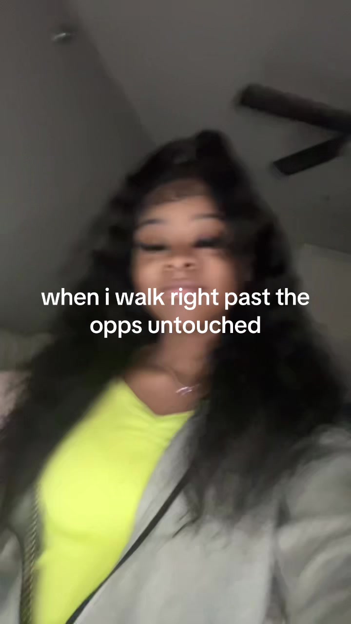 @yannalachelleee