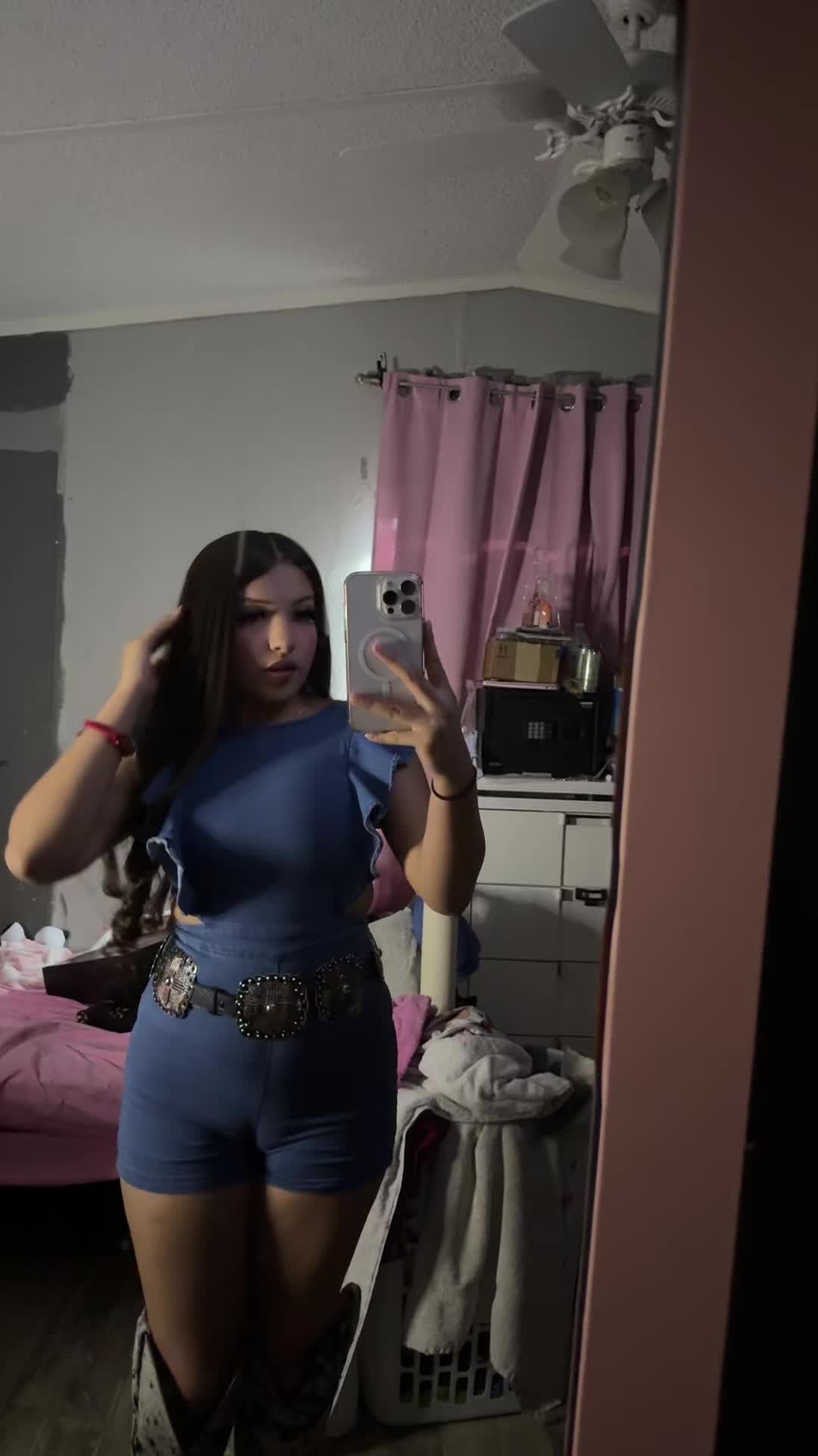 @meelanieee1111