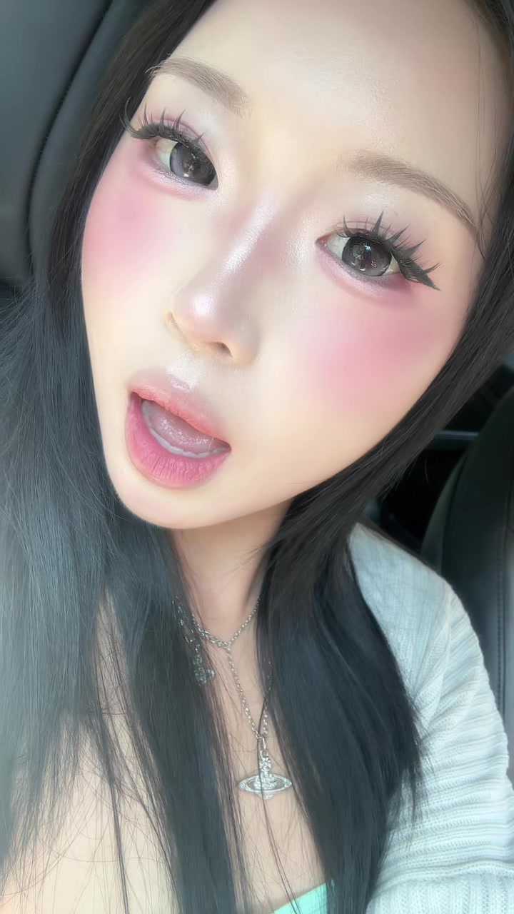 @ella