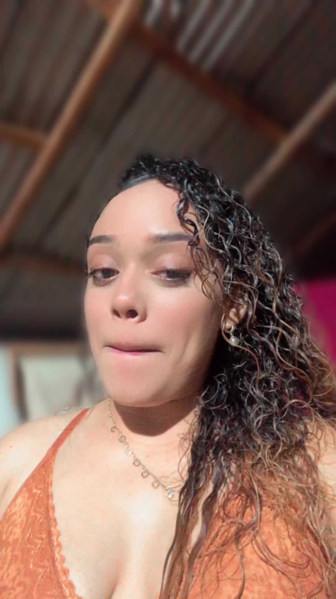 @elinny_cristiane