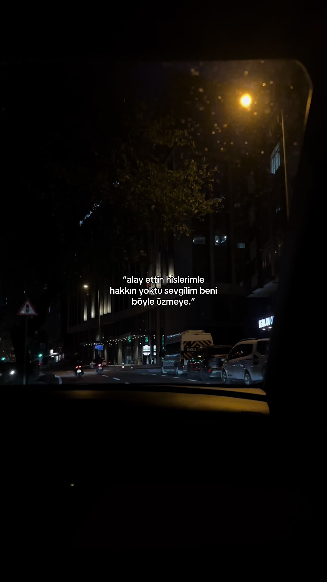 @ℰ