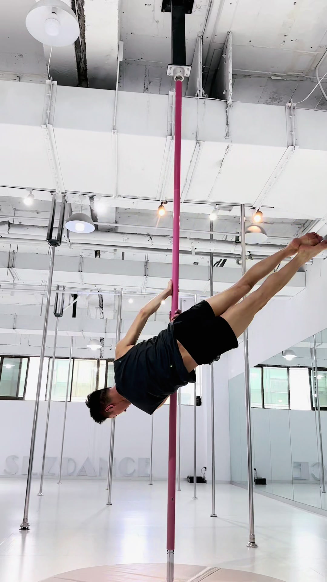 @poledance520