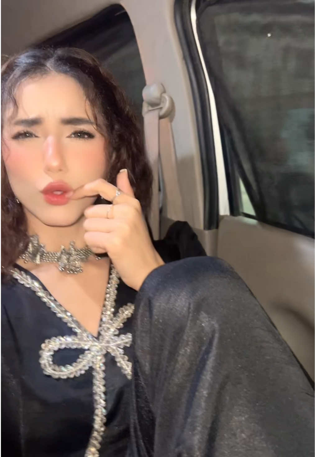 @mahnoorkhan