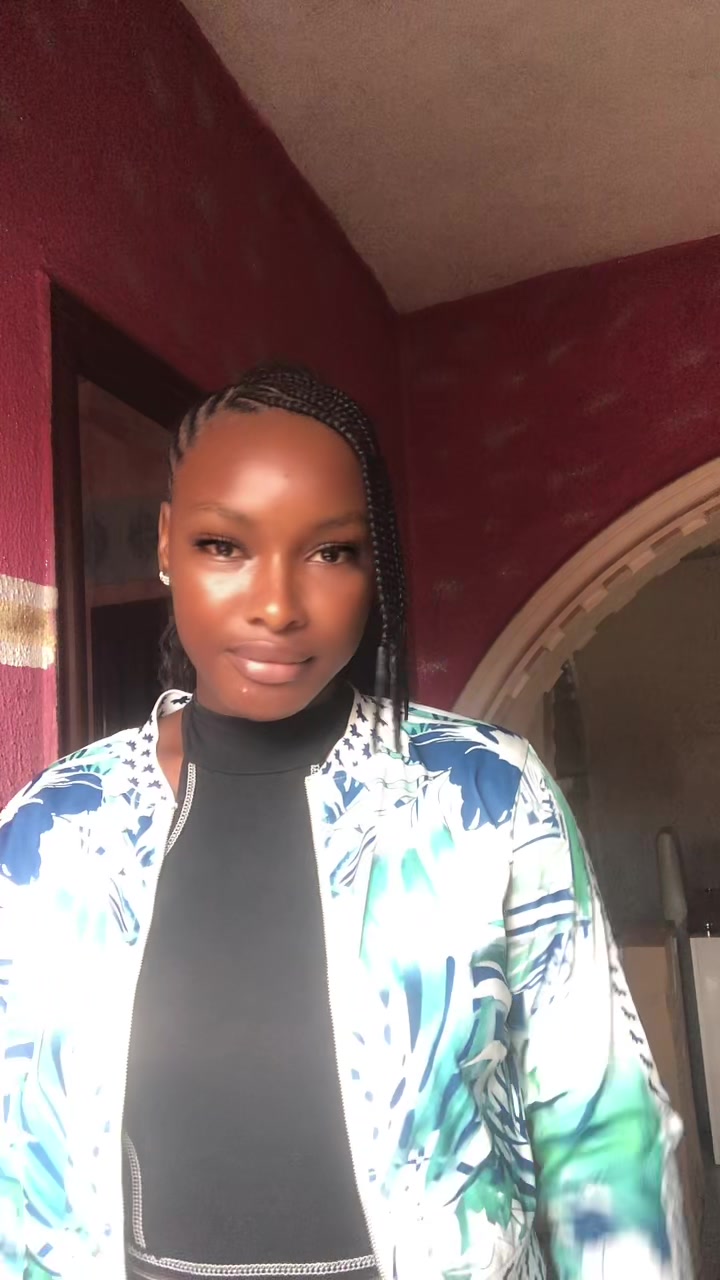 @Ella💖🌹